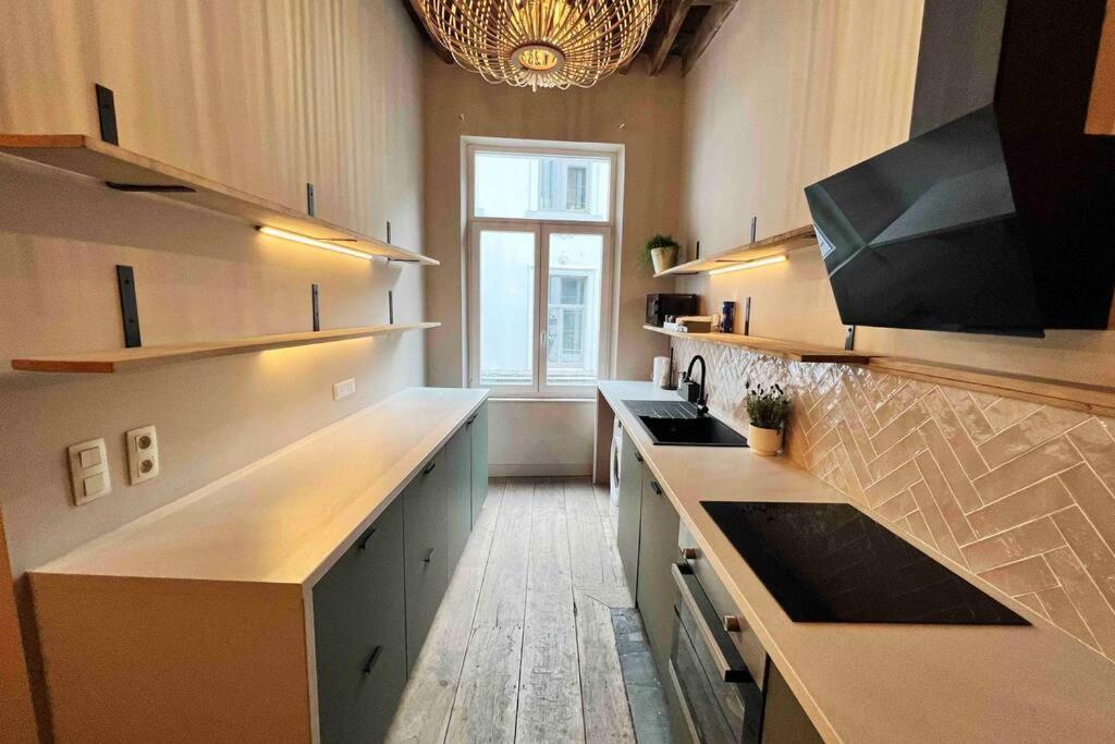 Maison Avec 4 Suites & Rooftop En Plein Centre Ville - Place Saint Paul 리에주 외부 사진